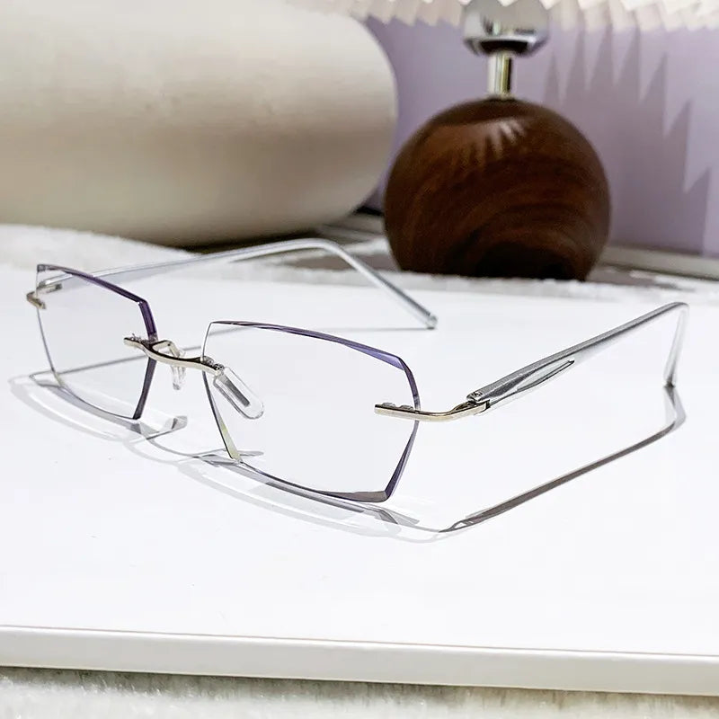 🔥Buy 1 Get 1 Free (2 pairs) – 【Co-Created by Designers】Gypsophila Smart Zoom and Color-Changing Reading Glasses